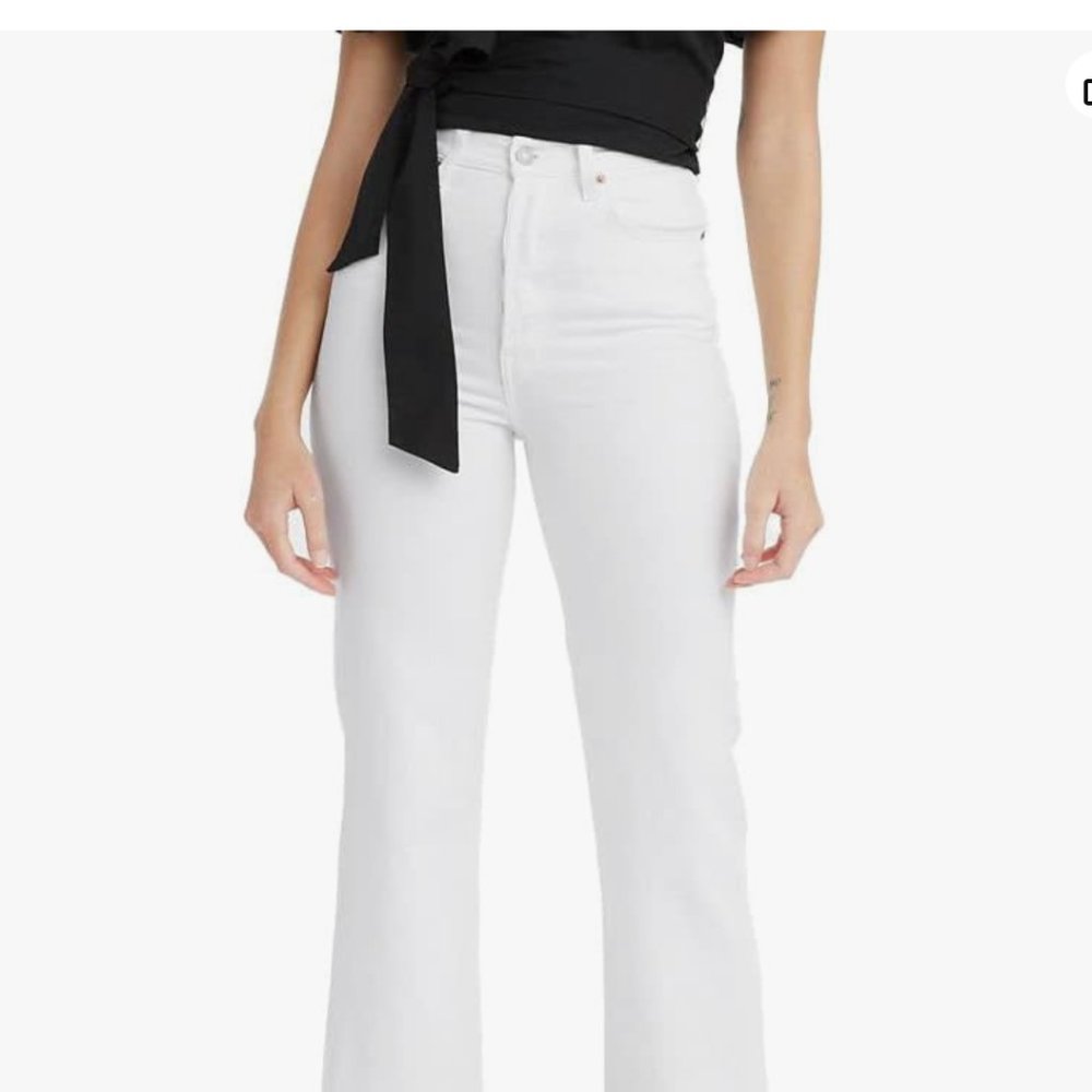 Levi's Women's Ribcage Straight Leg Ankle Jeans, Size 31